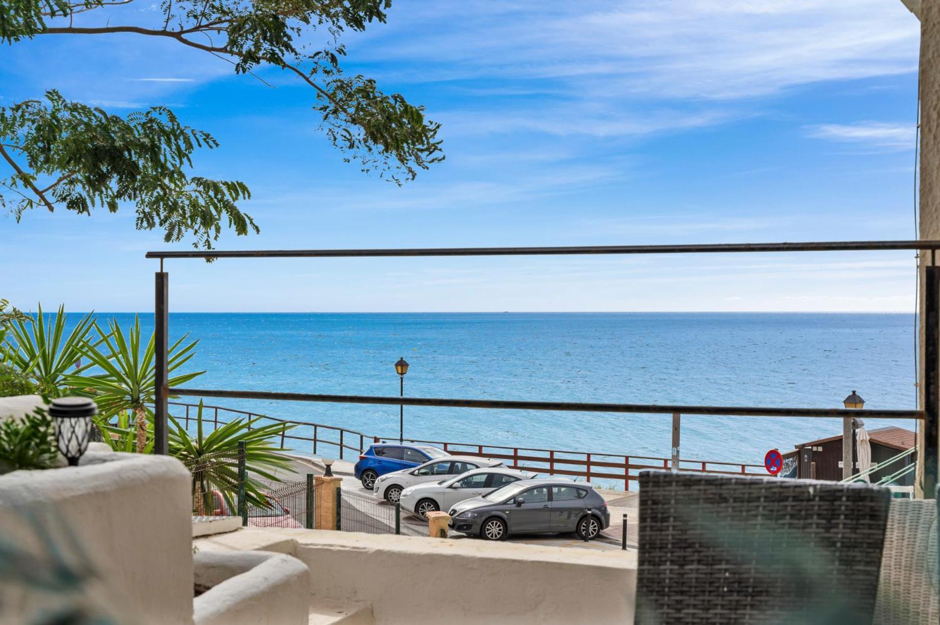 Beachfront Calahonda Apartment By Costarentals - Ref 89 Sitio de Calahonda Exterior foto